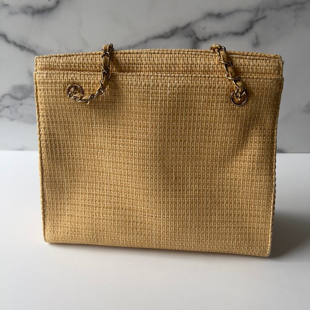 Vintage Chanel 90s CC Logo Chain Shoulder Bag Cream Gold Straw - Picture 7 of 9